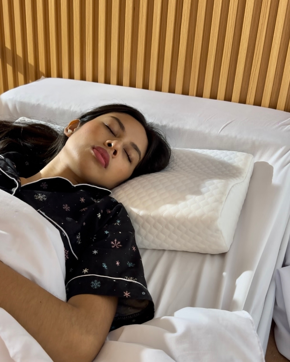 Wonder Pillow - Orthopedic Pain Free Pillow